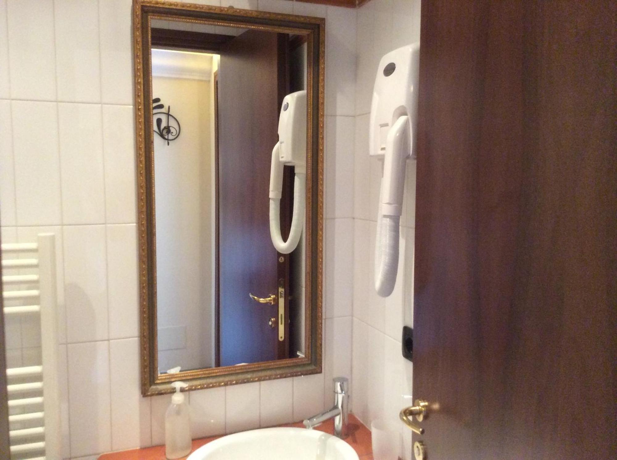 Hotel Al Sanpietrino Roma Quarto foto