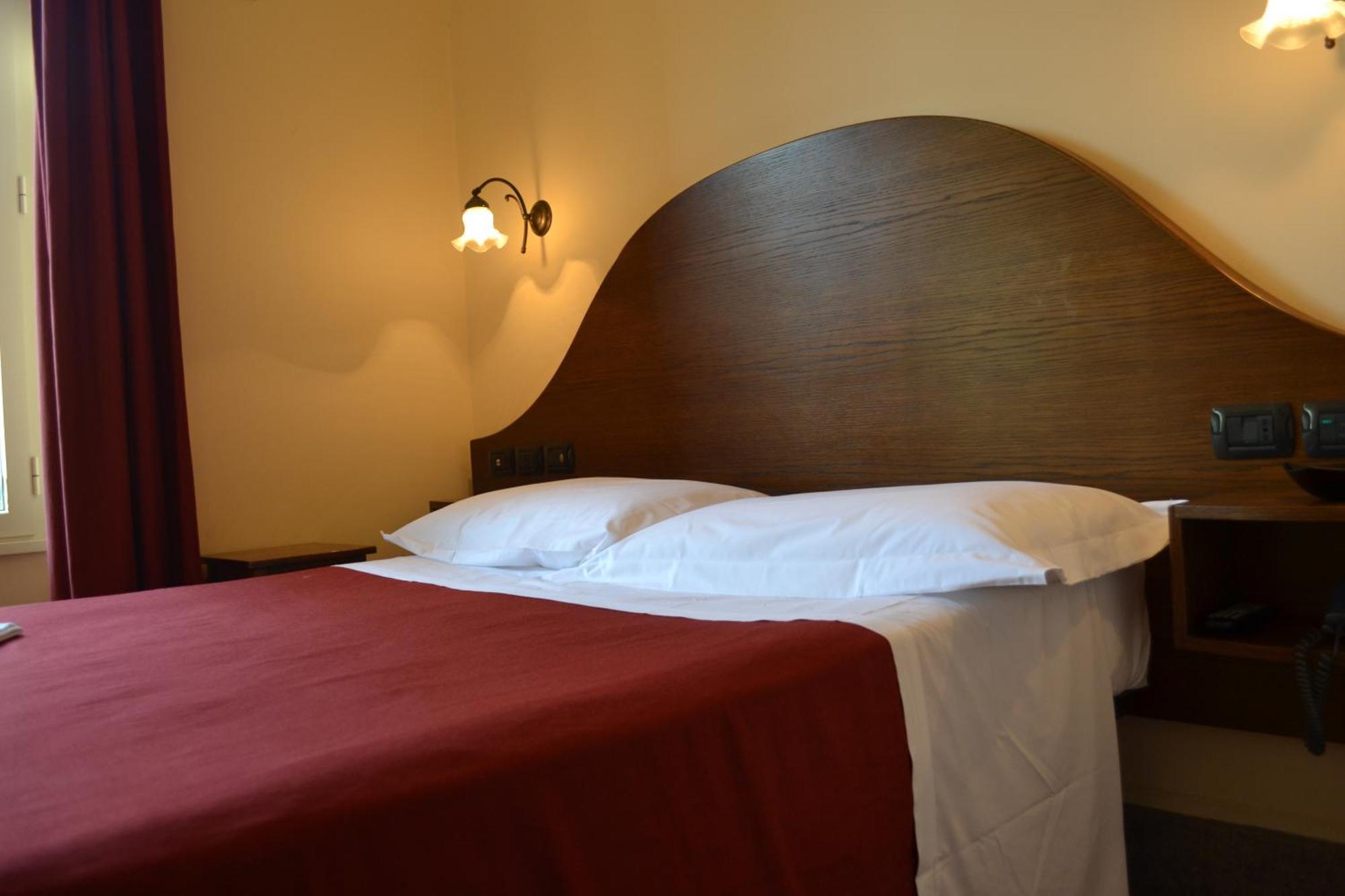 Hotel Al Sanpietrino Roma Quarto foto